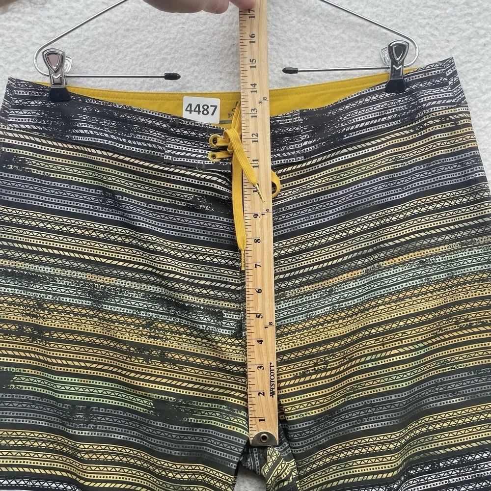 Prana Board Shorts Mens 35 50+ UPF Geometric AOP Black Yellow Stretch Trunks